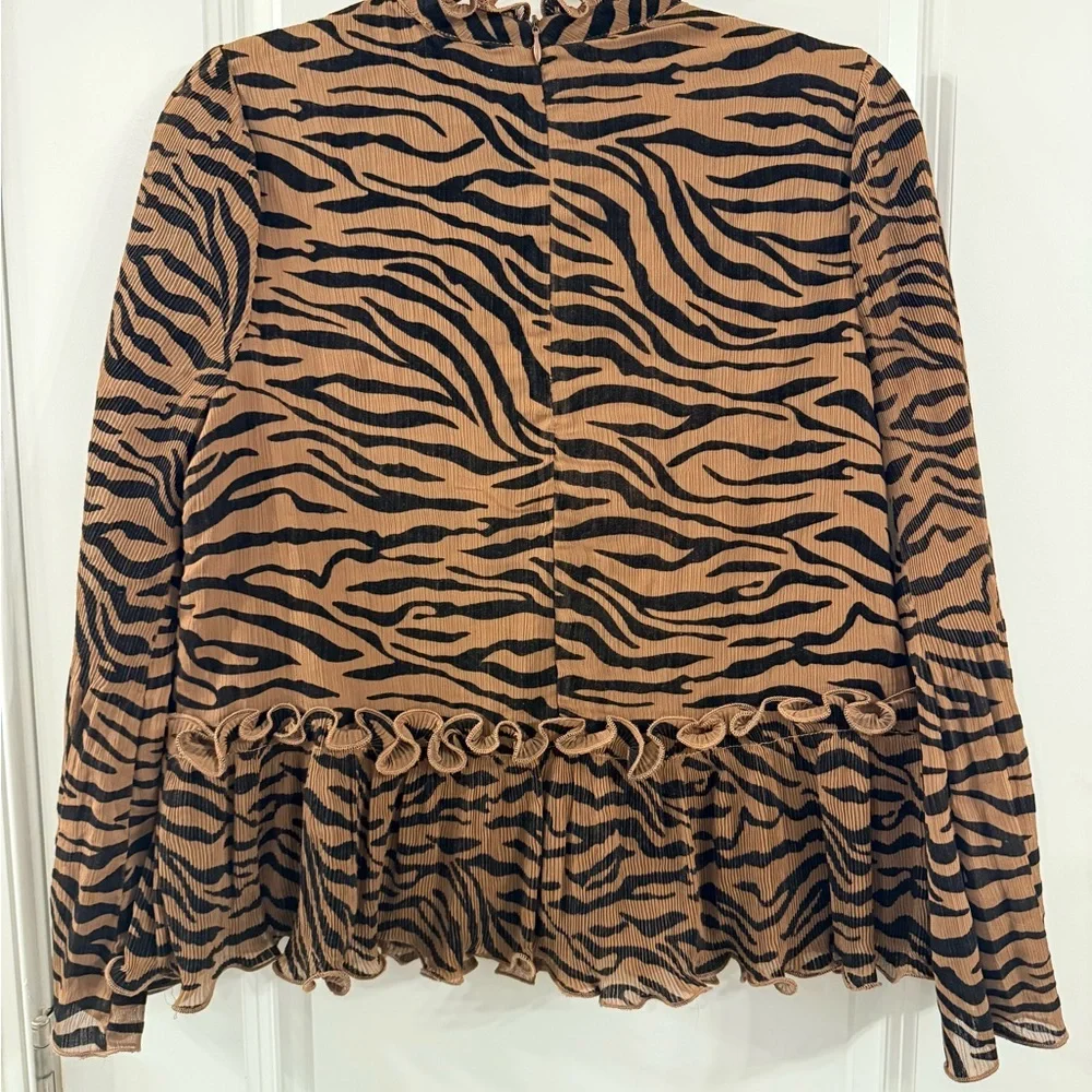 THML Brown and Black Animal Print Blouse - Picture 6 of 7